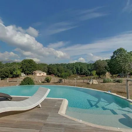 Bed & Breakfast Les Hauts De Cavanello