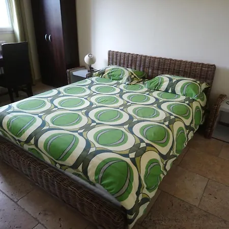 Les Hauts De Cavanello 3*