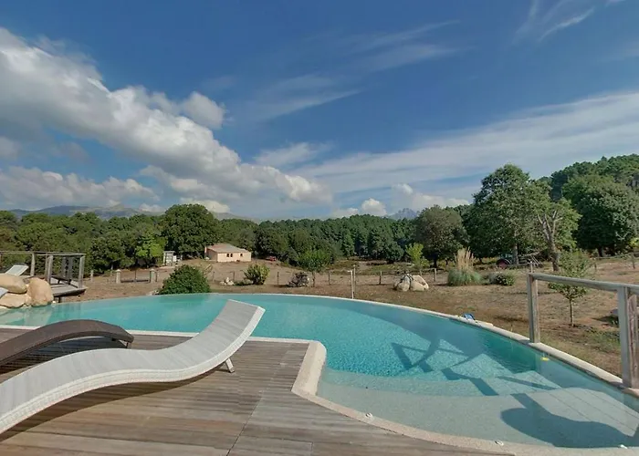 Bed & Breakfast Les Hauts De Cavanello